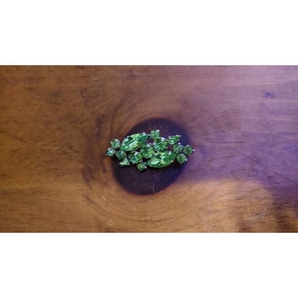 Beautiful Uranium Glass Brooch Vintage - Picture 7 of 8